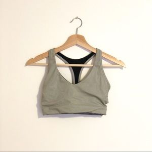 Onzie sports bra (S/M)